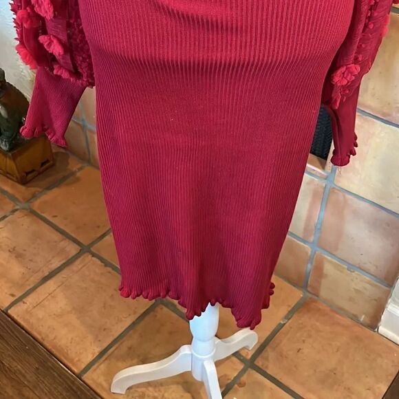 Almost Famous Red Organza Sleeve Ribbed Knit Body-Con Midi Dress, L! - Picture 3 of 10